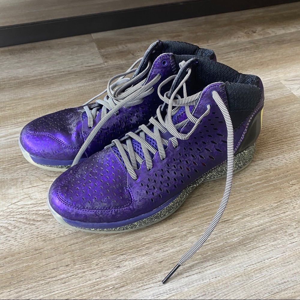 Adidas D.Rose 3.0 Nightmare Before Christmas